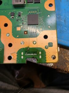 ps5-hdmi-port-pads-freshly-tinned.jpg